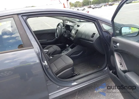 2016 Kia Forte Lx из США, поврежденный, VIN KNAFX4A63G5601641